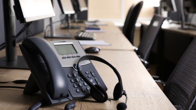 Customer Support Centre for Telecommunications Service Provider Customer Support Centre for Telecommunications Service Provider